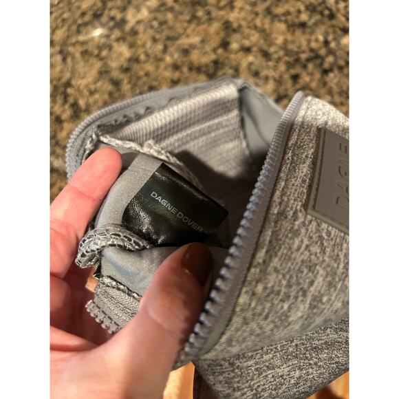 Dagne Dover Hunter Toiletry bag extra large in Heather Grey - Picture 7 of 7